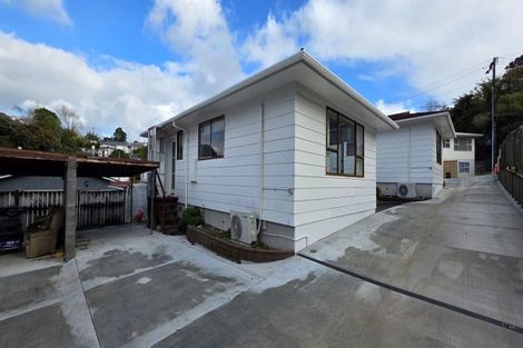 Photo of property in 4 Whitby Place, Westown, New Plymouth, 4310
