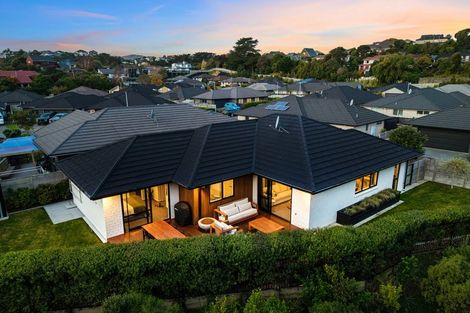 Photo of property in 7 Tide Lane, Whitby, Porirua, 5024