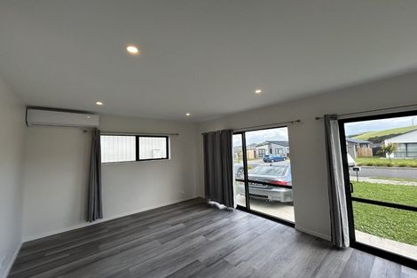 Photo of property in 8 Rongomai Street, Helensville, 0800