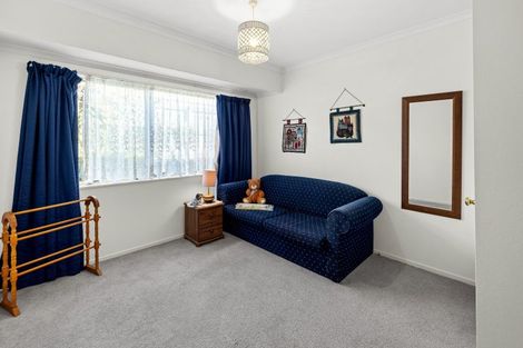 Photo of property in 1 Cobbe Place, Pomare, Rotorua, 3015