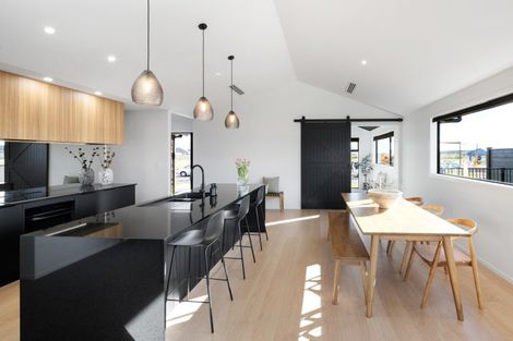 Photo of property in 36 Isobel Hodgson Drive, Cambridge, 3434