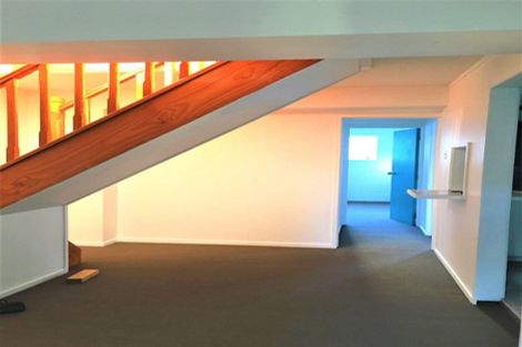 Photo of property in 1/18 Kitewao Street, Northcote, Auckland, 0627