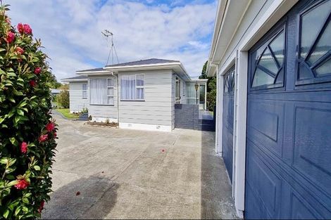 Photo of property in 3 Bruce Place, Highbury, Palmerston North, 4412