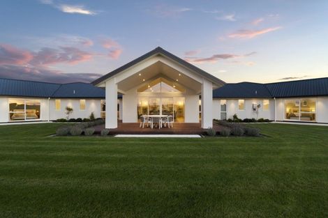 Photo of property in 160 Pharazyn Road, Feilding, 4777