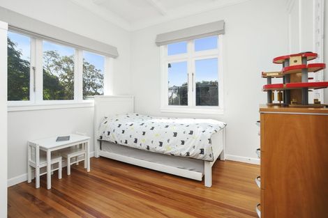 Photo of property in 58 Taylor Road, Mangere Bridge, Auckland, 2022