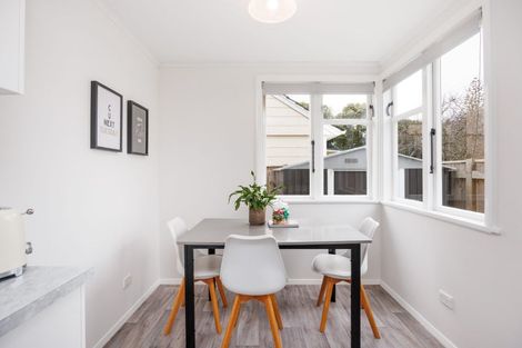 Photo of property in 32 Leicester Street, Terrace End, Palmerston North, 4410