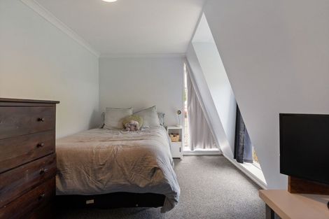 Photo of property in 3/49 Mandalay Terrace, Khandallah, Wellington, 6035