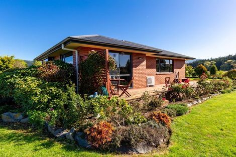 Photo of property in 11 Hunt Street, Waimate, 7978