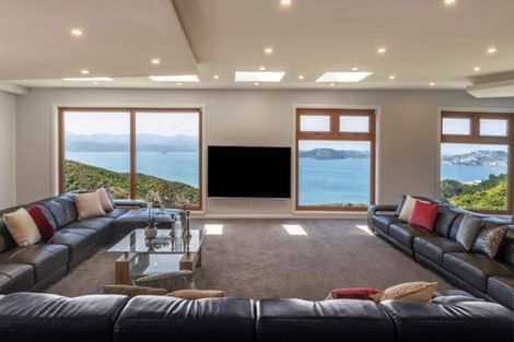 Photo of property in 35 Grumman Lane, Newlands, Wellington, 6037