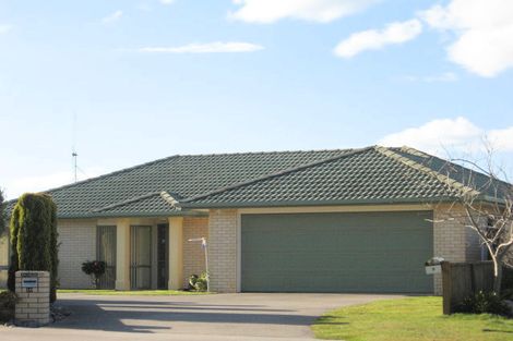 Photo of property in 8 Beachlands Place, Papamoa Beach, Papamoa, 3118