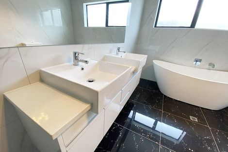 Photo of property in 41 Castlebane Drive, Flat Bush, Auckland, 2019