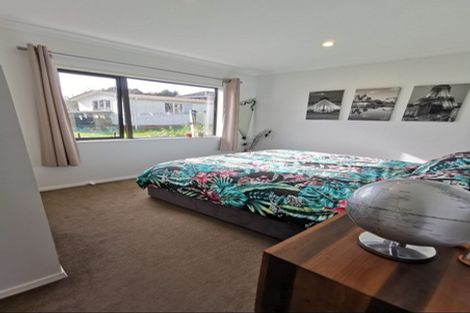 Photo of property in 21a Kirrie Avenue, Te Atatu South, Auckland, 0610