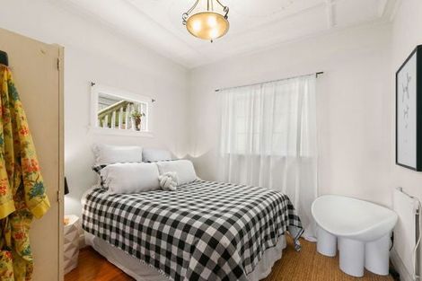 Photo of property in 61 Overtoun Terrace, Hataitai, Wellington, 6021