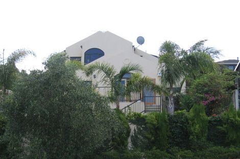 Photo of property in 1/27 Commodore Parry Road, Castor Bay, Auckland, 0620