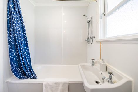 Photo of property in 7f1- Ararino Street, Trentham, Upper Hutt, 5018