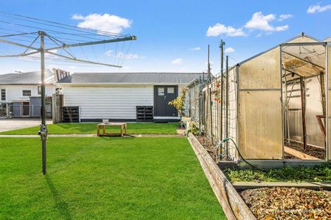 Photo of property in 15 Willow Avenue, Stoke, Nelson, 7011