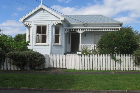 Photo of property in 2/6 Lytton Street, Devonport, Auckland, 0624