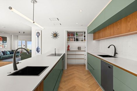 Photo of property in 9 Elizabeth Road, Bluff Hill, Napier, 4110