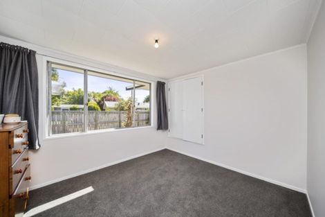 Photo of property in 6 Falstaff Street, Stratford, 4332