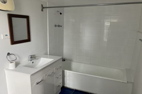 Photo of property in 13 Balmoral Terrace, Newtown, Wellington, 6021
