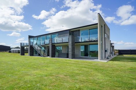 Photo of property in 89 Sunrise Drive, Seaward Bush, Invercargill, 9812