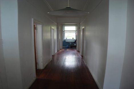 Photo of property in 4 Balmoral Terrace, Newtown, Wellington, 6021