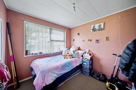 Photo of property in 15 Carbery Place, Manurewa, Auckland, 2102