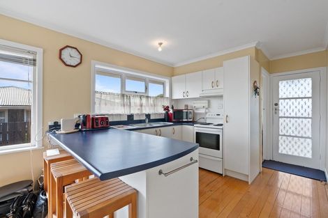 Photo of property in 12 Hooks Road, Manurewa, Auckland, 2102