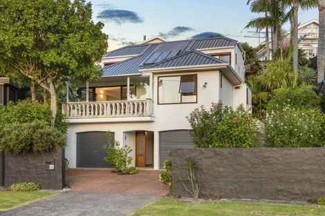 Photo of property in 62 Wairoa Road, Narrow Neck, Auckland, 0624