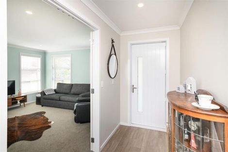 Photo of property in 10 Mcilwaine Place, Marton, 4710