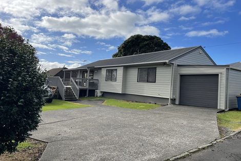 Photo of property in 323 Hobsonville Road, Hobsonville, Auckland, 0618