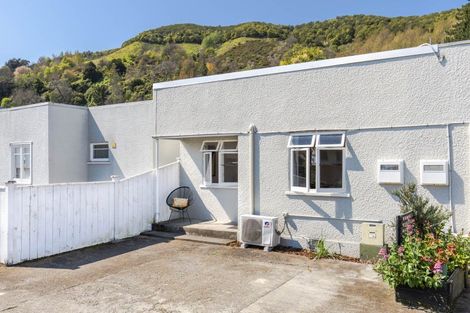 Photo of property in 2/106 Grove Street, The Wood, Nelson, 7010