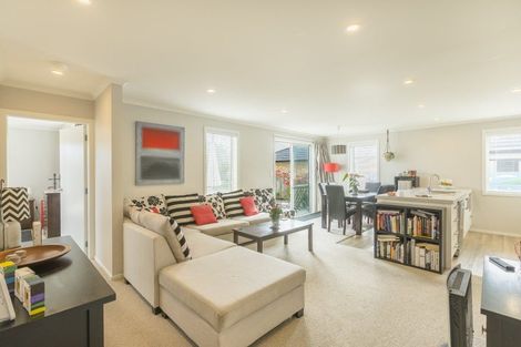 Photo of property in 23 Mahia Lane, Waikanae, 5036