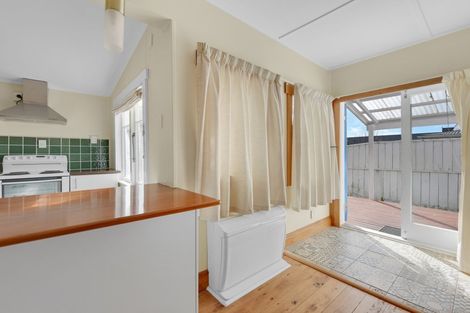 Photo of property in 30 Waimea Road, Nelson South, Nelson, 7010