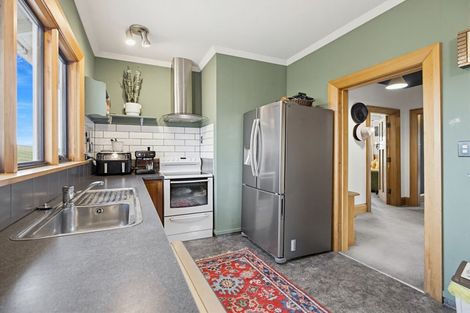 Photo of property in 61 Upper Ure Street, South Hill, Oamaru, 9400