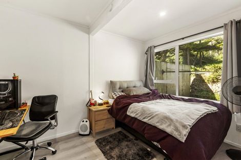 Photo of property in 10 Linwood Way, Island Bay, Wellington, 6023