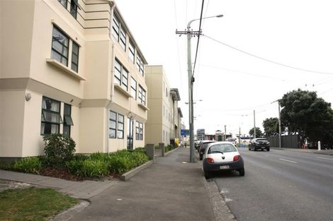 Photo of property in Te Awhina Apartments, 18/22u Sussex Street, Mount Cook, Wellington, 6021