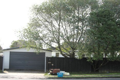Photo of property in 5 Clark Road, Pahurehure, Papakura, 2113