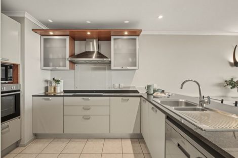 Photo of property in 201/136 Marine Parade, Mount Maunganui, 3116
