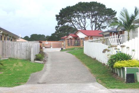 Photo of property in 54 Greenberry Drive, Ranui, Auckland, 0612