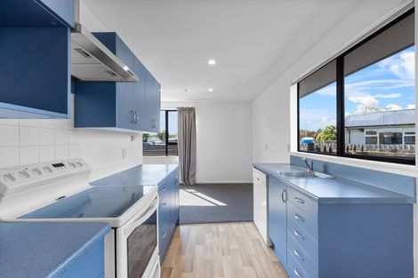 Photo of property in 34 Medina Crescent, Parklands, Christchurch, 8083