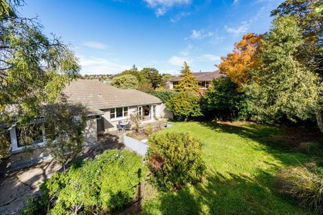 Photo of property in 11 Pioneer Crescent, Helensburgh, Dunedin, 9010