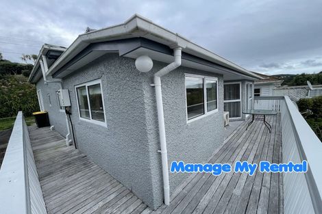 Photo of property in 14 West Road, Northland, Wellington, 6012