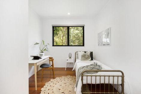 Photo of property in 53b Onedin Place, Titirangi, Auckland, 0604