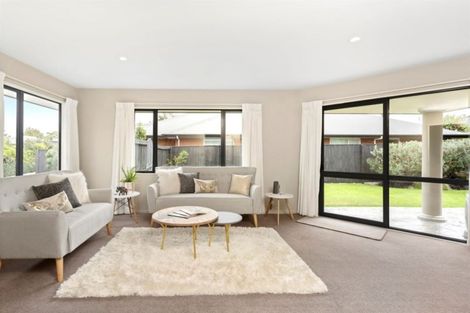 Photo of property in 18 Pewter Place, Northwood, Christchurch, 8051