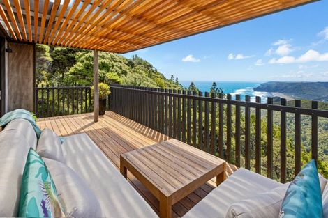Photo of property in 23 Log Race Road, Piha, 0772