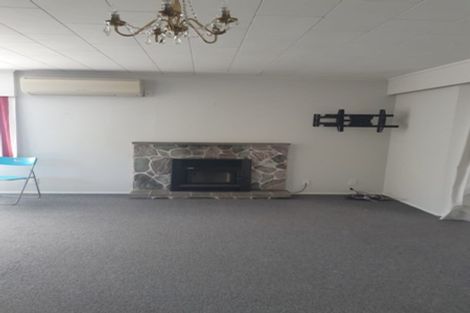 Photo of property in 14 Papawai Road, Greytown, 5712