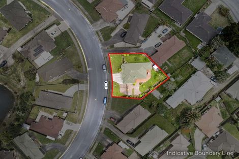 Photo of property in 18 Liddesdale Place, Papakura, 2110