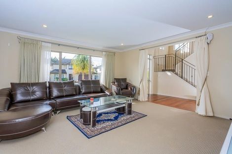 Photo of property in 34 Laurel Oak Drive, Schnapper Rock, Auckland, 0632