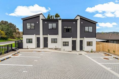 Photo of property in 5/1 Kahikatea Place, Ranui, 0612